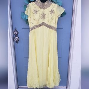 Vintage unique hand made dress dots size 4 to 6